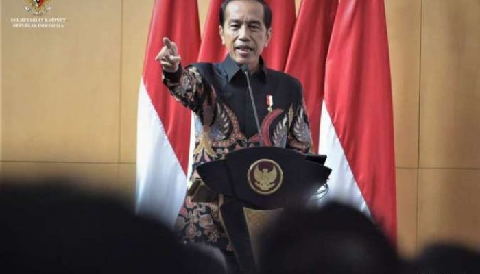 Presiden Jokowi Sebut Ada Agenda Politik Besar Menyerangnya dan Keluarga