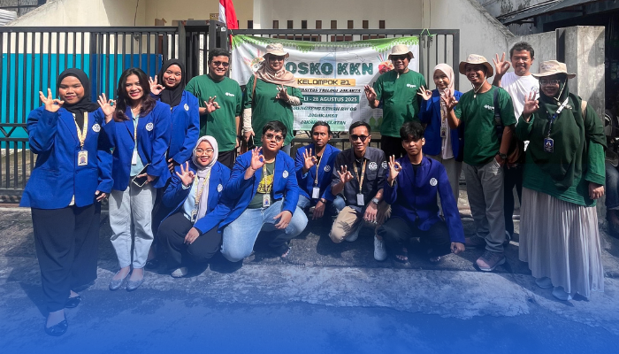 Rektor Universitas Trilogi Sambangi Mahasiswa KKN di Srengseng Sawah