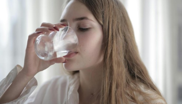 Efek Samping Tidak Minum Air Putih Saat Pagi Hari