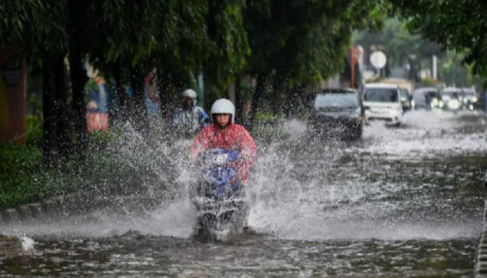 Banjir dan Gangguan Transportasi, Pemprov DKI Dorong Kebijakan WFH