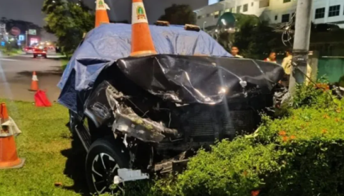 Minibus Tabrak Empat Motor di PIK, Dua Tewas dan Tujuh Luka-luka