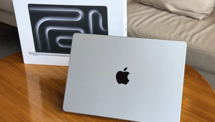 Rumor MacBook Layar Sentuh Kian Menguat, Apple Disebut Siapkan OLED, Chip M6 hingga Dynamic Island