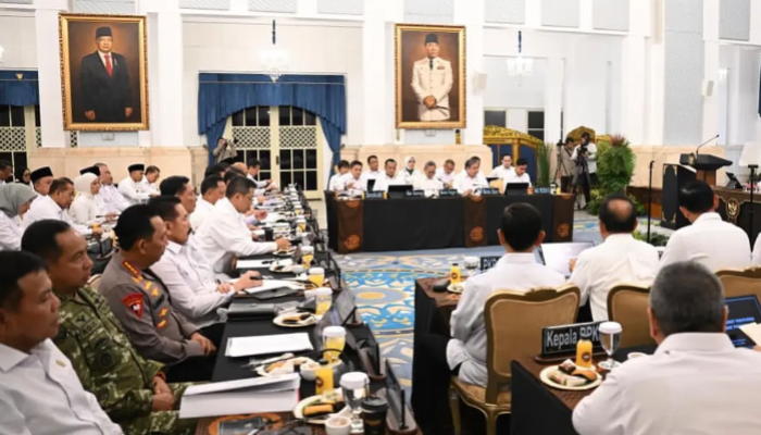 Istana Bantah Spekulasi Posisi Duduk Gibran, Mensesneg: Tidak Ada yang Perlu Dikhawatirkan