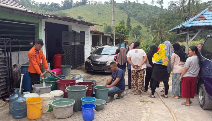 Kemarau Picu Krisis Air Bersih di Bandar Lampung, BPBD Salurkan 20.000 Liter untuk Ratusan KK