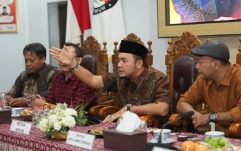 Geger! Afifuddin Sebut Ada Upaya “Susupi” KPU, TNI Ikut Disorot