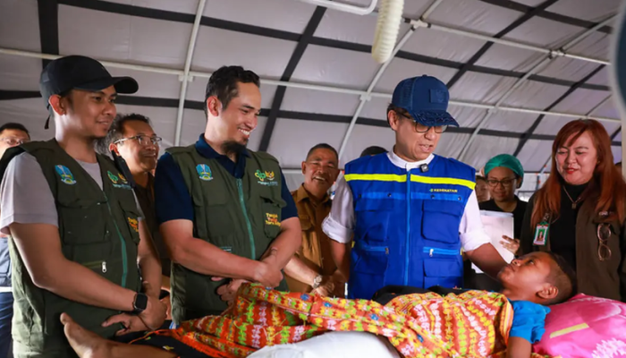 Gempa NTT: Kemenkes Kerahkan Dokter Ortopedi dan Bangun Rumah Sakit Lapangan