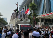 Demo di OT Building Cengkareng, Massa Tuntut Permintaan Maaf soal Polemik Tantangan Hafalan Alquran