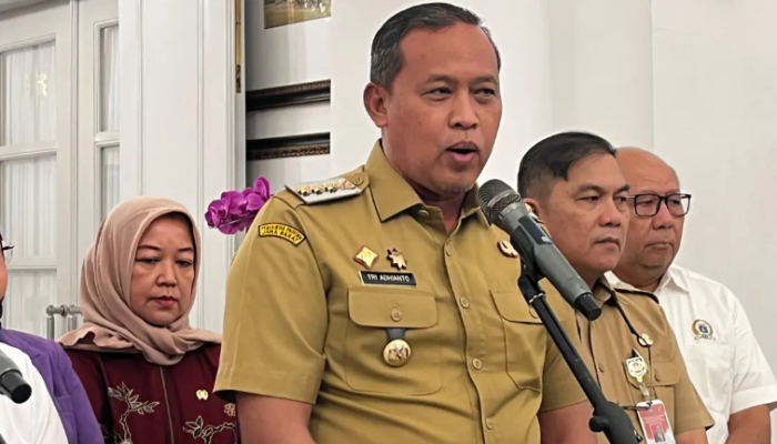 Tri Adhianto Pastikan Dua Halte Transjabodetabek di Bekasi Rampung Awal Desember 2026
